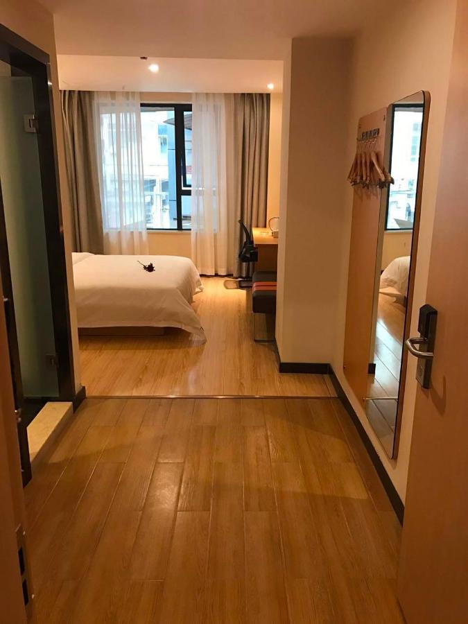 ホテル 7 Days Premium Chongqing Jiangbei International Airport Branch エクステリア 写真
