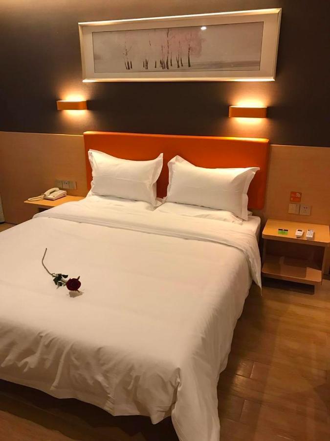 ホテル 7 Days Premium Chongqing Jiangbei International Airport Branch エクステリア 写真